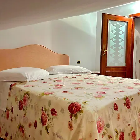 Elimar & Pool Nocleg ze śniadaniem