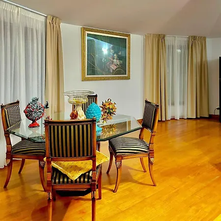 Bed & Breakfast Elimar & Pool