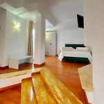 Elimar & Pool Oda ve Kahvaltı 4*
