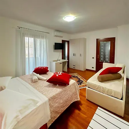 Elimar & Pool B&B 4*